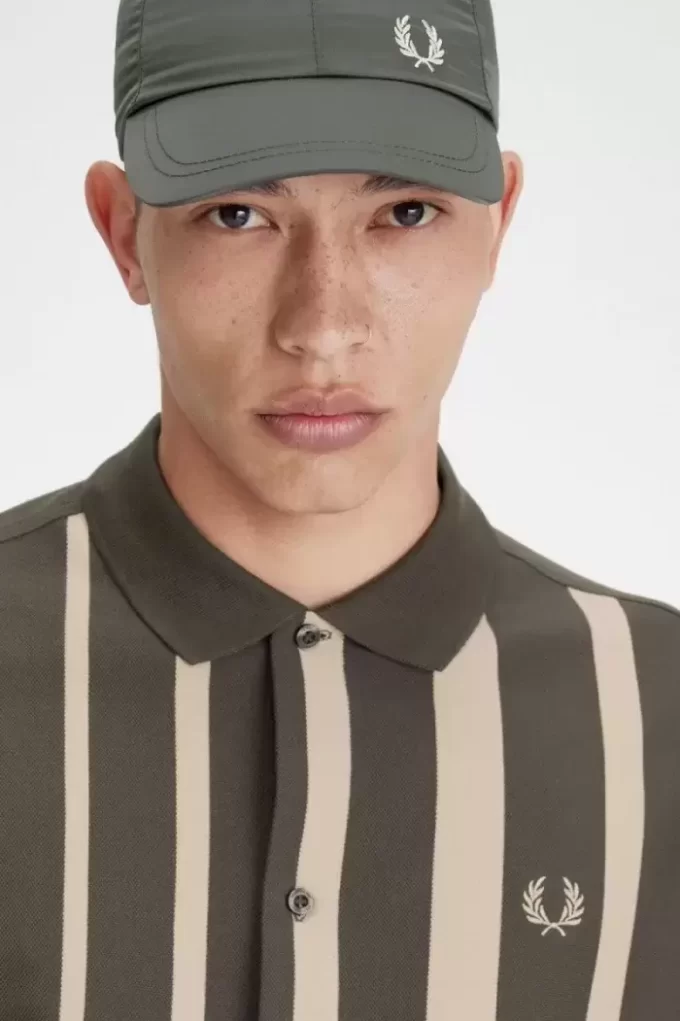 Polo da uomo a maniche lunghe con righe sfumate Polo da uomo a maniche lunghe con righe sfumate