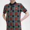 Polo da uomo in tartan con motivo glitch Polo da uomo in tartan con motivo glitch